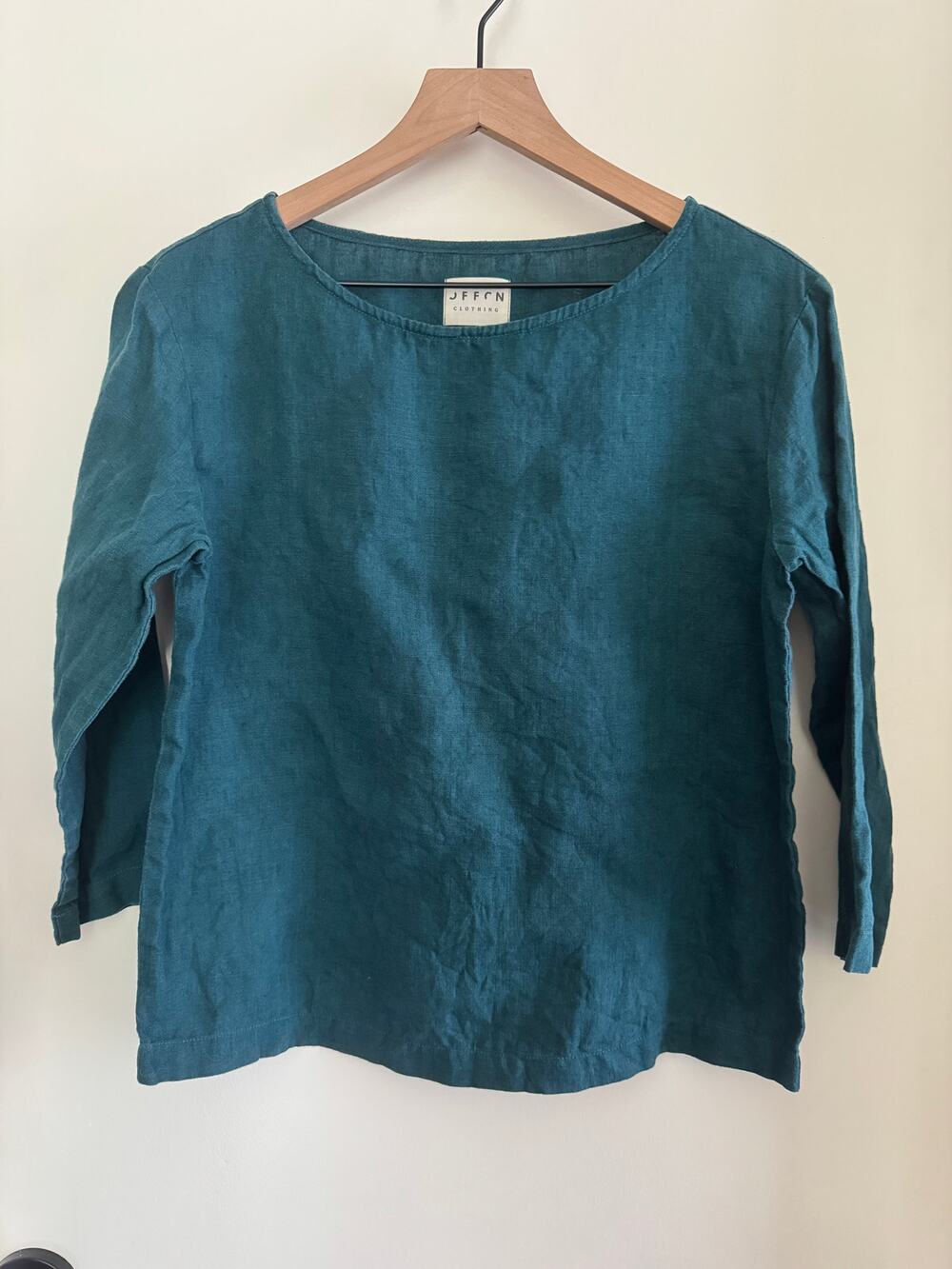 OFF ON CLOTHING dark teal linen 3/4 sleeve top - S